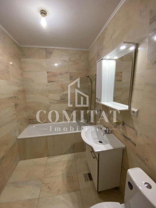 Apartament de 3 camere | etaj intrermediar | Zona Vivo