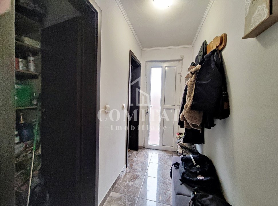 Apartament de vanzare | La parterul unei case finisat | Floresti