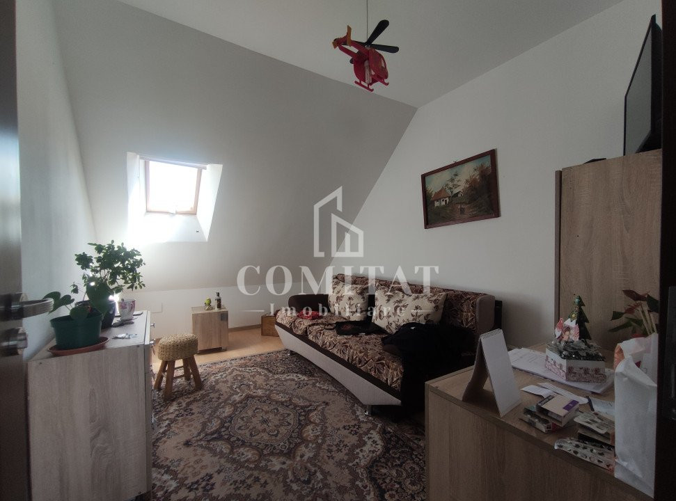 Apartament 4 camere | Mansarda | Zona Cetatii