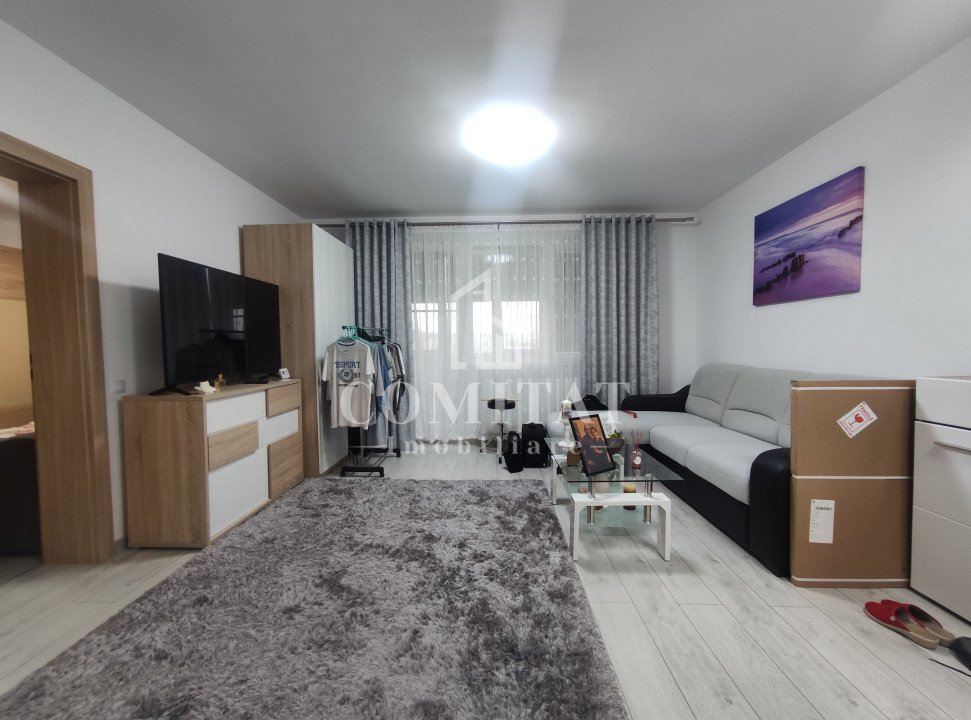 Apartament 3 camere | decomandat | zona Terra Florești 