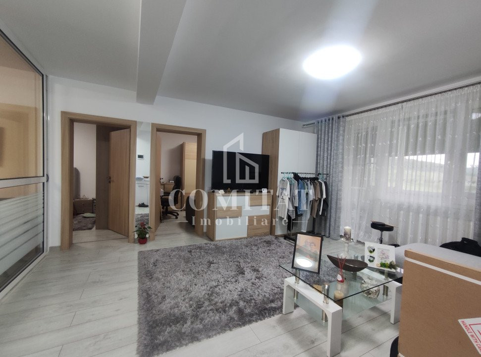 Apartament 3 camere | decomandat | zona Terra Florești 