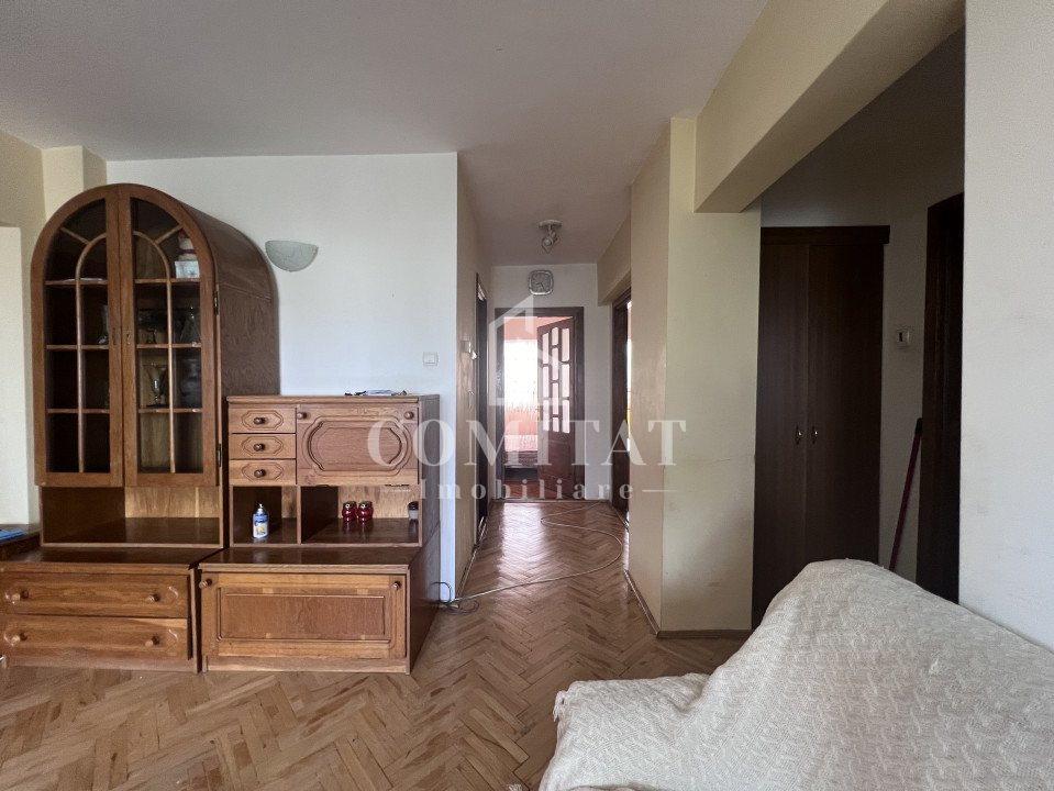 Apartament cu 4 camere | balcon și parcare | cartier Mănăștur 