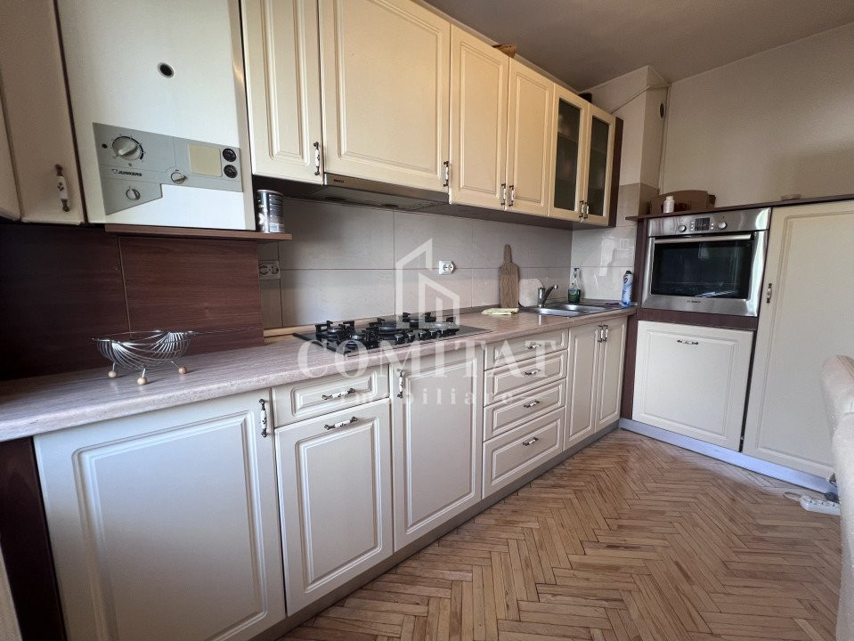 Apartament cu 4 camere | balcon și parcare | cartier Mănăștur 