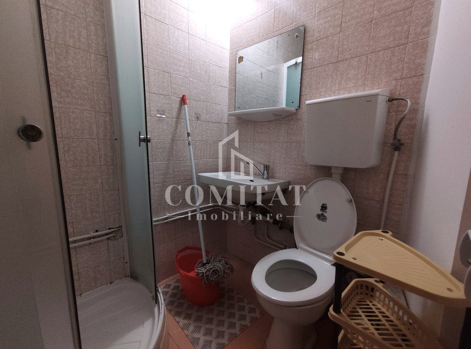 Apartament de închiriat | 4 camere | Zona Titulescu