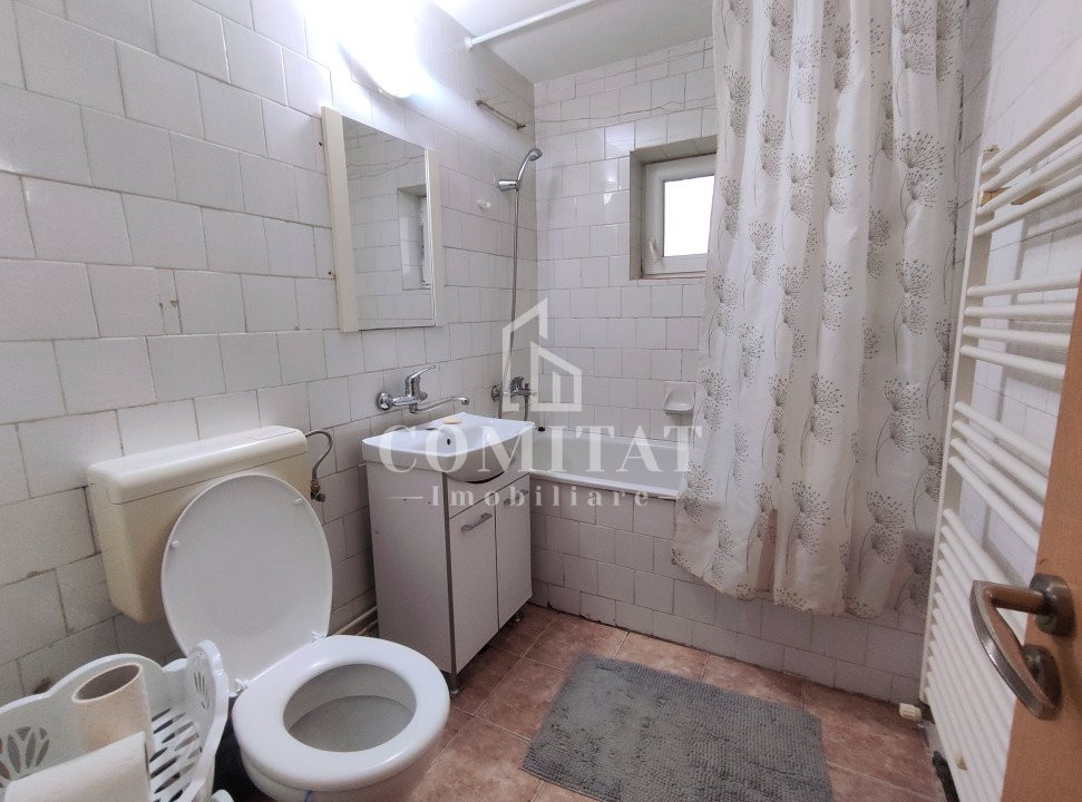 Apartament de închiriat | 4 camere | Zona Titulescu