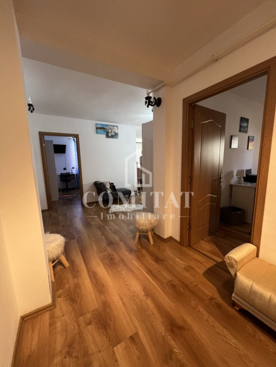 Apartament superb cu 4 camere | Florilor