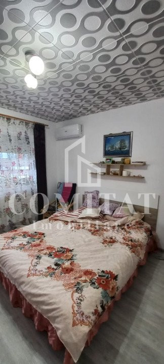 3 Camere| Decomandate| Curte comuna 