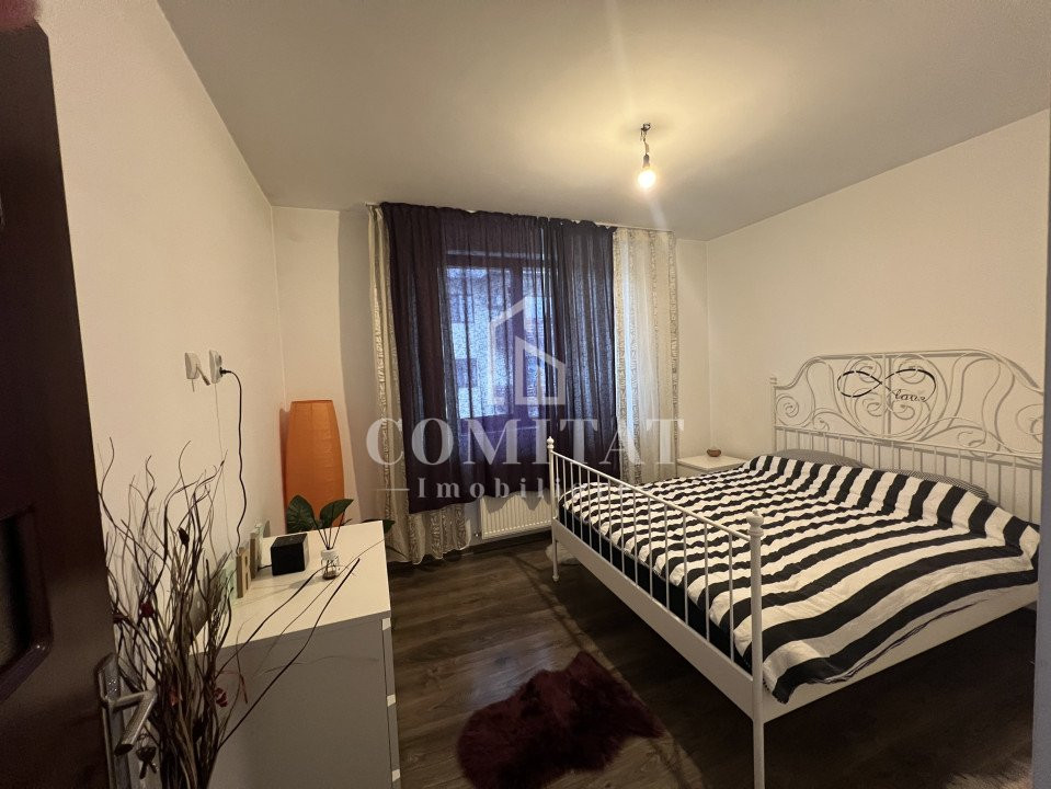 Apartament 3 camere | 74mp |zona  Sub Cetate 