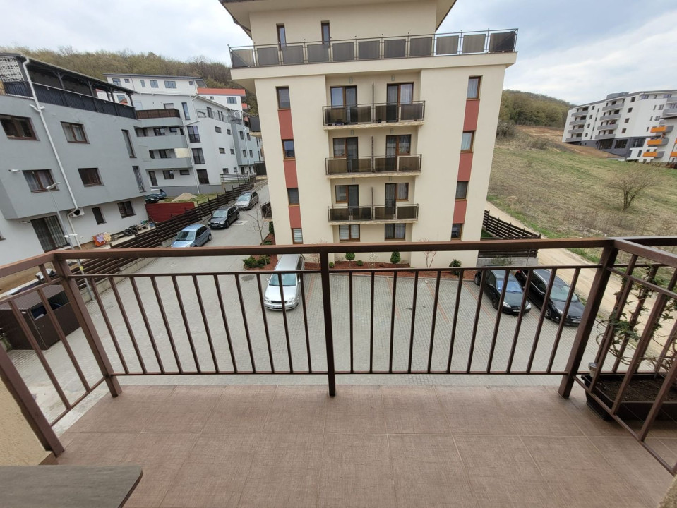 Apartament 3 camere / Zona Parcul Poligonului