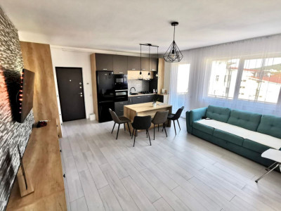 Apartament 2 dormitoare / terasa de 50 mp / Zona Florilor