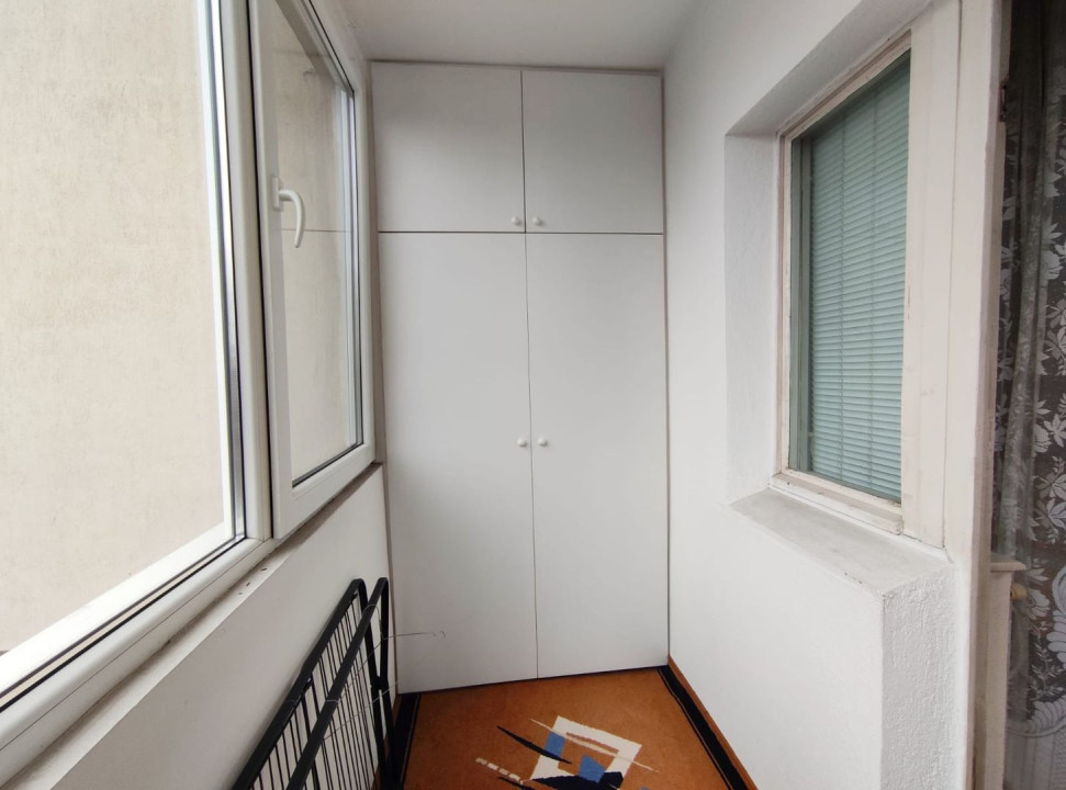 Apartament cu 4 camere, etaj intermediar, zona Marasti