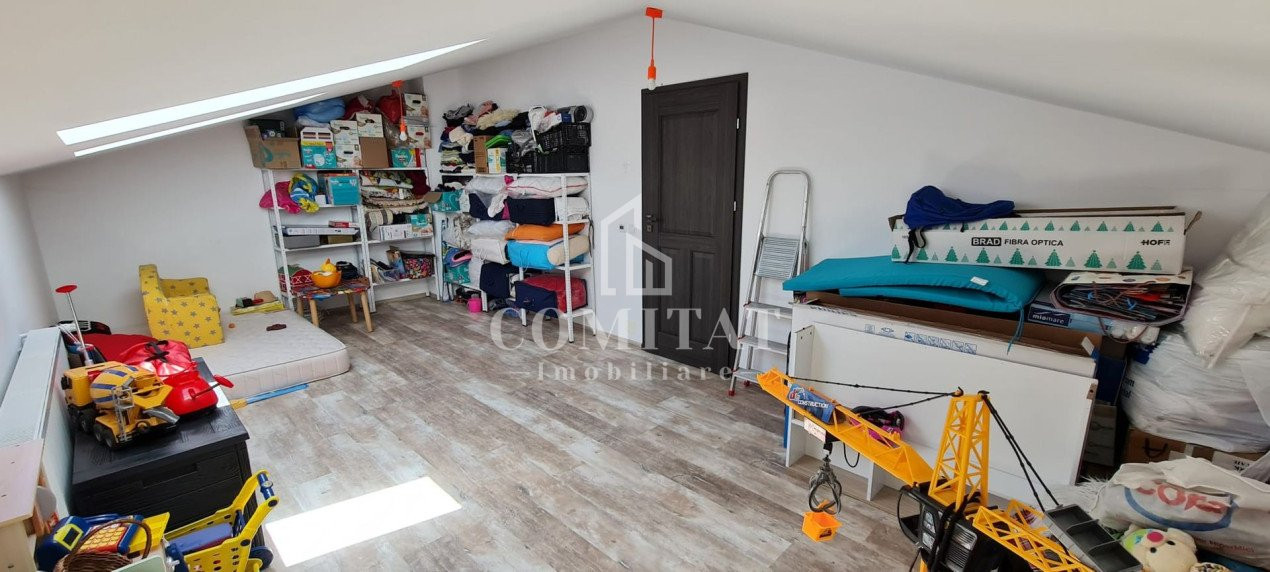 Casă spaţioasă tip duplex |  Popeşti