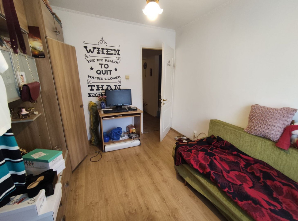 Apartament spațios cu 3 camere, zona străzii Răsăritului