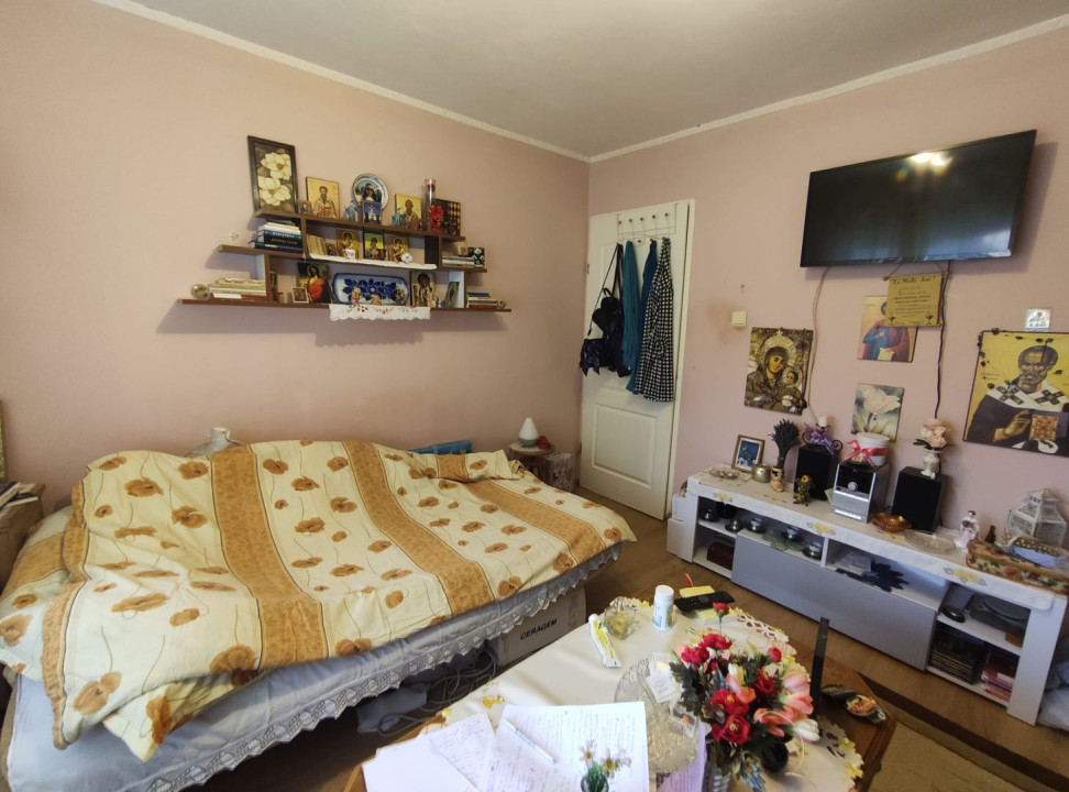 Apartament spațios cu 3 camere, zona străzii Răsăritului