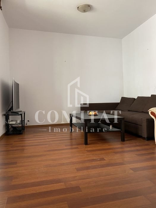 Apartament pe două niveluri, 2 camere, zona Ultracentrală