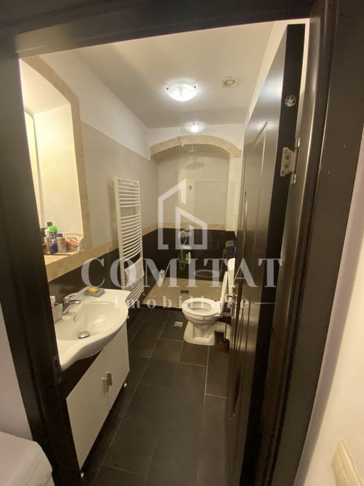 Apartament pe două niveluri, 2 camere, zona Ultracentrală